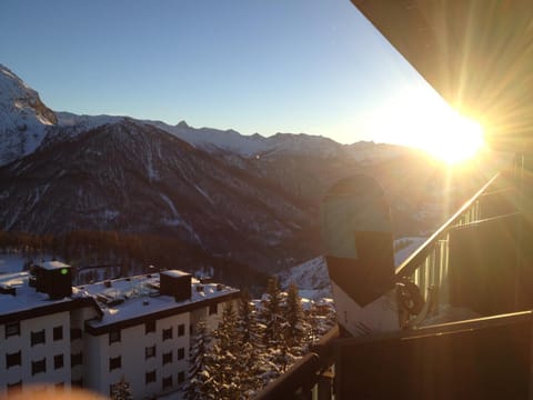 Property building, Winter, Balcony/Terrace, Mountain view