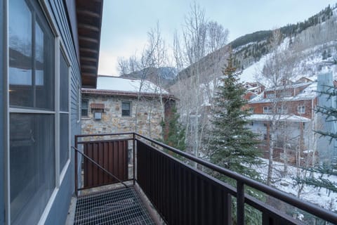 River Club 308 by Alpine Lodging Telluride Apartment in Telluride