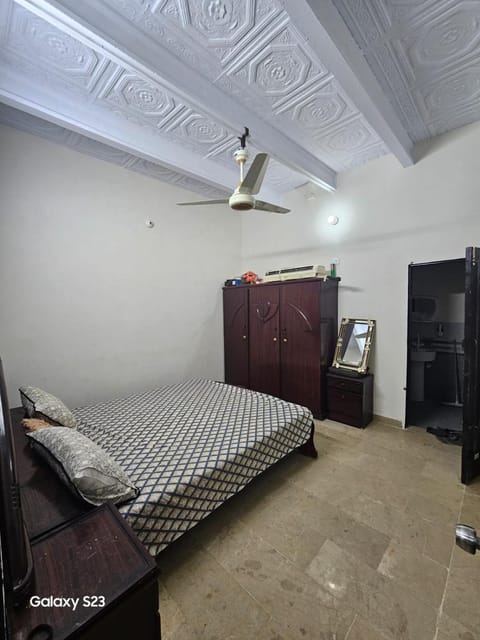 SYED FAMILY REST HOUSE Condo in Karachi