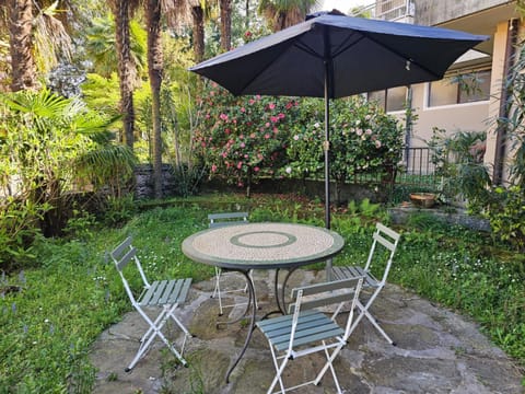 Garden, Garden, Dining area