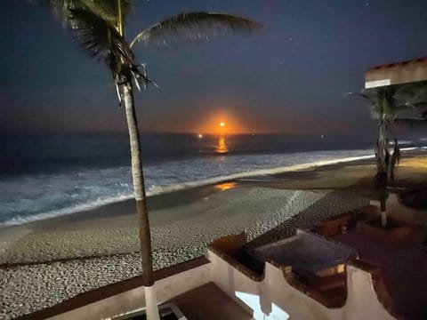 Cerritos Oceanfront Villa Villa in Mazatlan