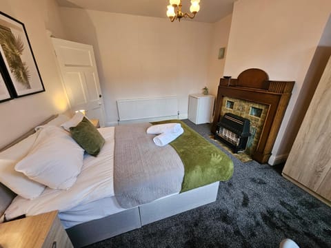 Brunswick Park Shared House Bed and Breakfast in Walsall