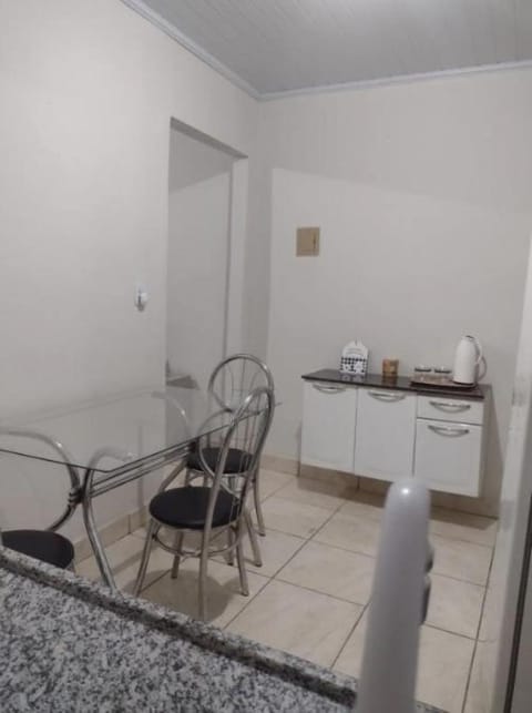 Casa em Uberaba com garagem Apartamento in Uberaba