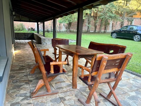 Patio, Dining area, Garden view