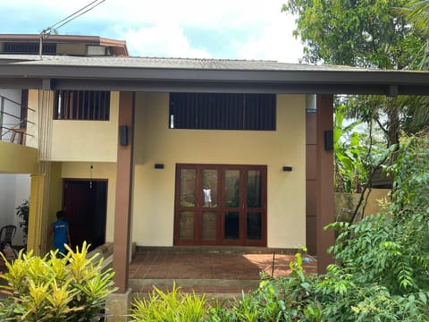 Luxury House Makola House in Western Province