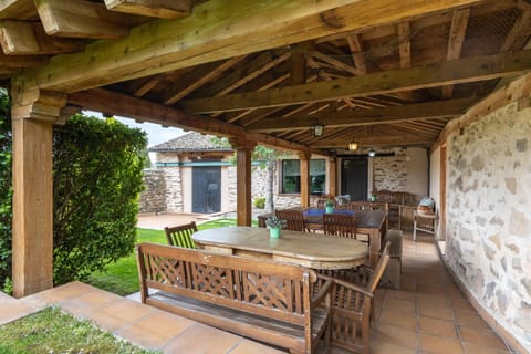 La Casona y Casitas de Tabladillo House in Community of Madrid