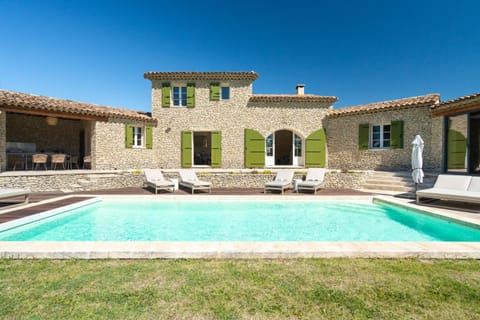 La Bastide Des As Chalet in Gordes