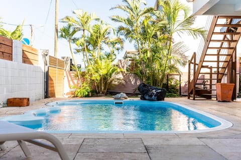 VILLA OCEAN - villa 12 personnes avec piscine à 50m de la plage de l'Etang Salé Les Bains Villa in Réunion