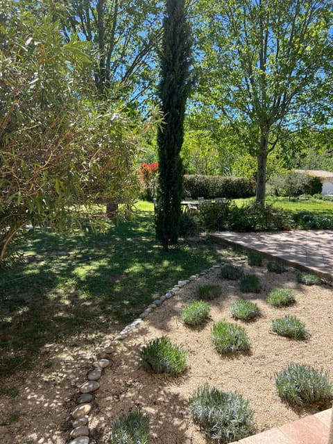 Les Cyprès Apartment in Lourmarin