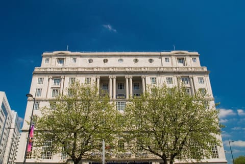 Property building, Day, Landmark view