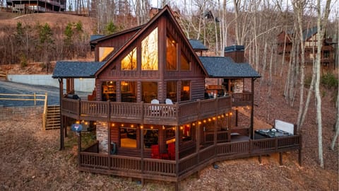 Hawksnest House in Union County