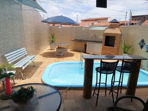 Hot Tub, Dining area, Swimming pool