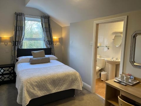 The Westlynne Hotel & Apartments Hotel in Prestwich