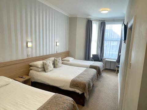 The Westlynne Hotel & Apartments Hotel in Prestwich