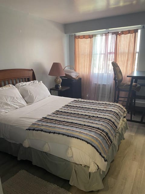 Large Beach Condo Apartment in Atlantic City