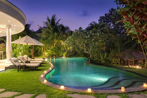 Luxury Bali Estate Canggu Villa in North Kuta