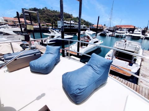 Amazing Vintage Yacht in the best area of Panama! Docked boat in Panama City, Panama