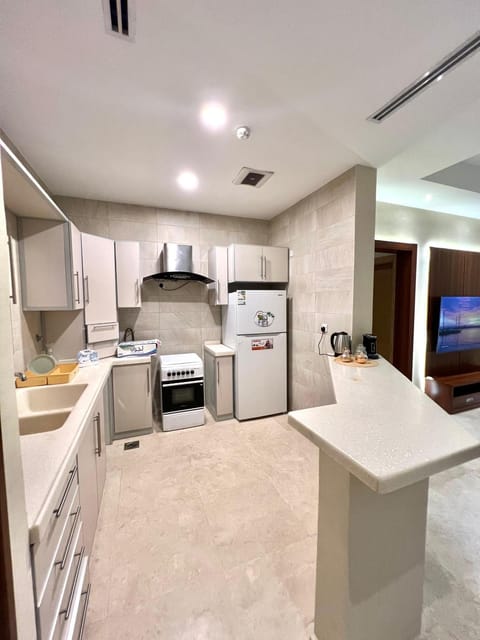 Kitchen or kitchenette, minibar, pet friendly, stove