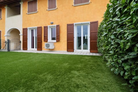 Casa di Lulù (lago e Spiaggia) Apartment in Manerba del Garda