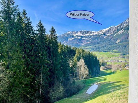 Nearby landmark, Day, Natural landscape, Mountain view