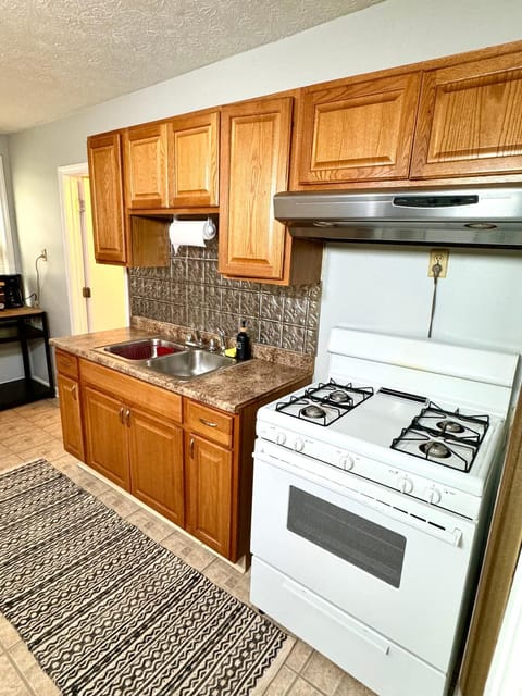 The House Hotels-5 Mins from Downtown-W45th1 Lower Apartamento in Ohio City