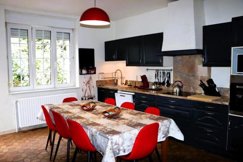 VILLA JASMIN by RESIDENCE FLORALE Bed and Breakfast in Thionville
