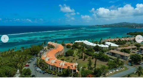 Neighbourhood, Bird's eye view, Mountain view, Sea view