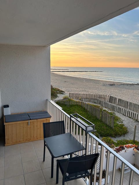 Balcony/Terrace, Beach, Sea view