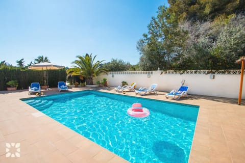 Day, Garden, Garden view, Pool view, Swimming pool, sunbed