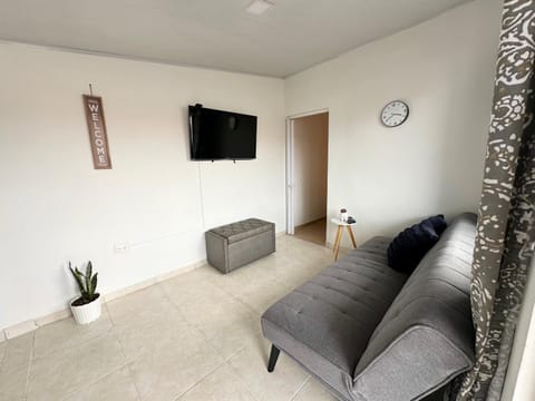 Communal lounge/ TV room, TV and multimedia, Living room