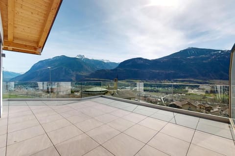 Bright Penthouse view & terrace Condo in Sierre