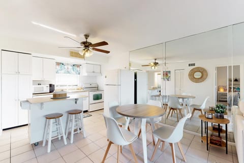 Anglers Cove D208 Apartment in Marco Island