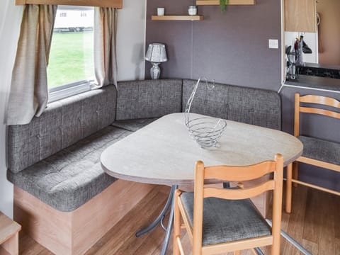 Harts Caravan House in Leysdown-on-Sea