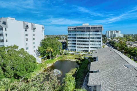 1055-607 Pond View High Rise with Remodeled Kitchen House in Siesta Beach