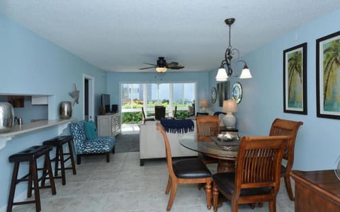 1032 PL Tropical Oasis Garden Condo House in Siesta Beach