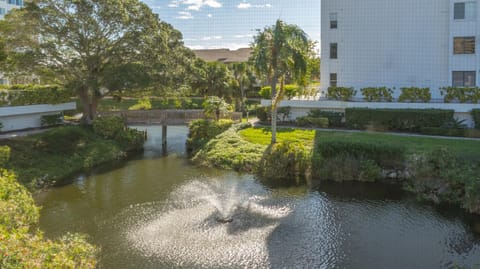 1042 PL Escape to Paradise Second Floor Condo House in Siesta Beach