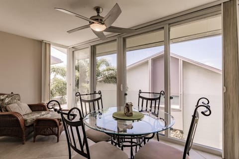 6052 WPW Spacious with Water Views House in Siesta Beach