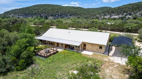 Roadrunner Canyon Ranch Bed and Breakfast in Leakey