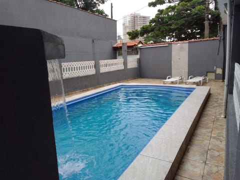 Casa com piscina recanto do sol House in Itanhaém