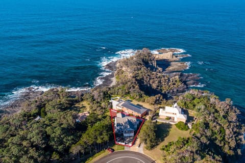 Tranquil Tallawang Casa in Malua Bay