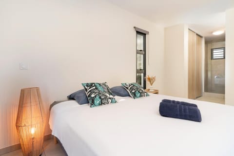 Modern 3 bedrooms apt in Punaauia with parking Apartment in Fa'a'ā