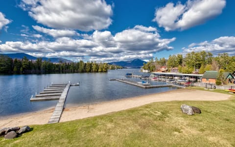 Stunning Lake and Mountain Views, Pool, Beach, Walk to Town! House in Lake Placid