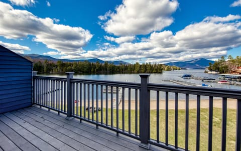 Stunning Lake and Mountain Views, Pool, Beach, Walk to Town! House in Lake Placid