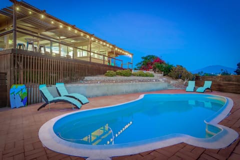 The Helix House - Pool & Mountain Views House in Casa De Oro-Mount