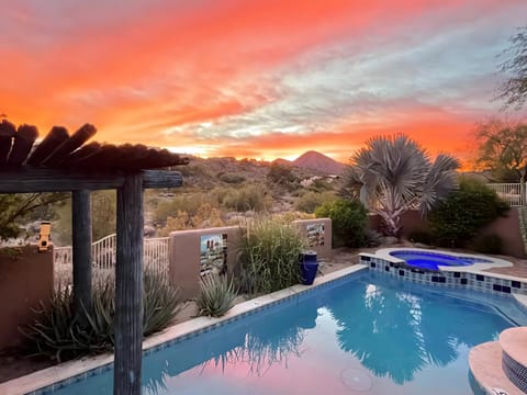 Las Colinas - Heated Pool - Spa - Southwest Living House in Fountain Hills