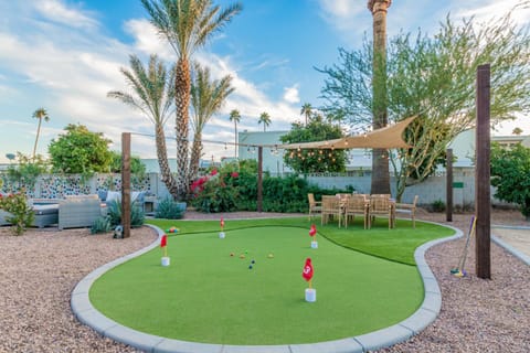 87th Pl - 4BR - Scottsdale House in Mesa