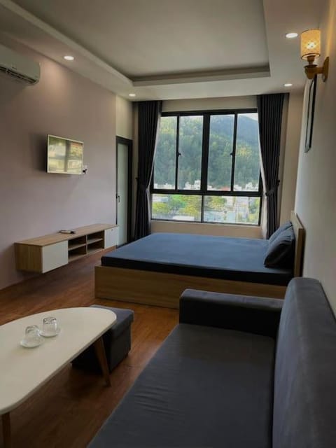 Ami Mountain Sea Da Nang Cozy Room - City and mountain view, Large Windows Apartment in Da Nang