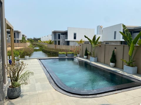 Regal Victoria luxury villa Villa in Da Nang