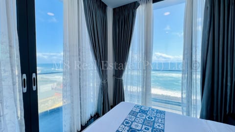 Bed, Natural landscape, Photo of the whole room, Bedroom, Sea view