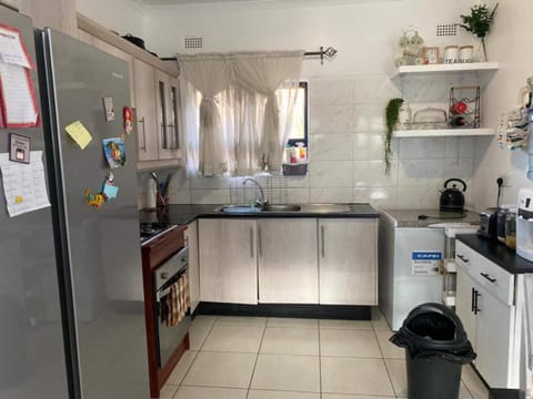 Remarkable 2-Bed Apartment in Harare Condo in Harare